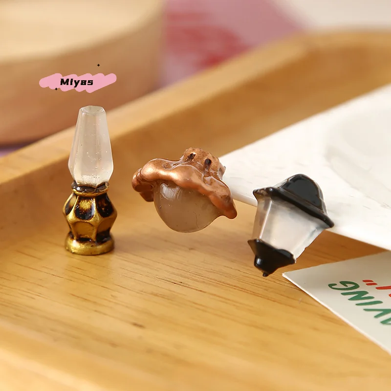 5 Stücke 1/12 Retro Puppenhaus Wandleuchte Öllampe Modell - Simulation Möbeldekoration für Kinder Rollenspiel