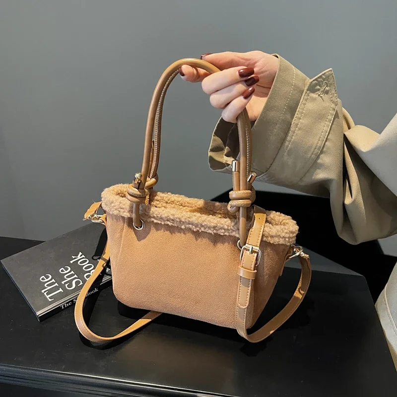 Suede Fashion 2024 New Winter Plush Handbag Solid Color Fashion Shoulder Bag High Beauty Soft Zipper Versatile Crossbody Bag