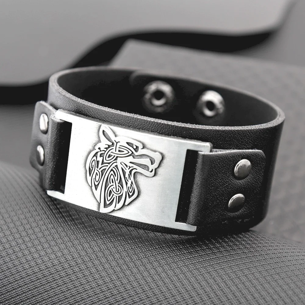 Vintage Viking Celtic Wolf Bracelet Charming Men's Leather Bracelet New Fashion Hip Hop Punk Jewelry Accessories Party Gift