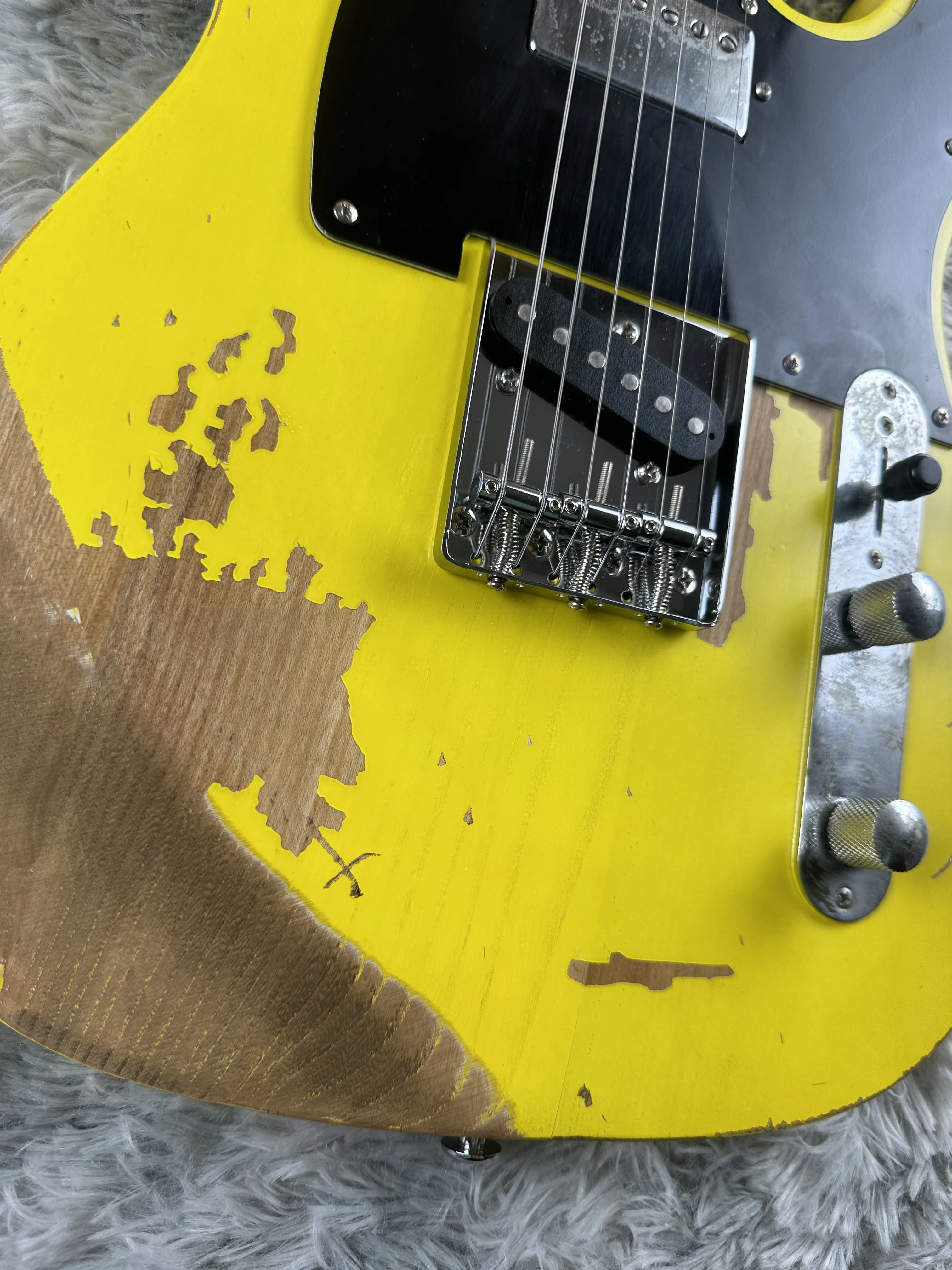 Tailai electric guitar, distressed body, alder body, Milk yellow, quick shipping included