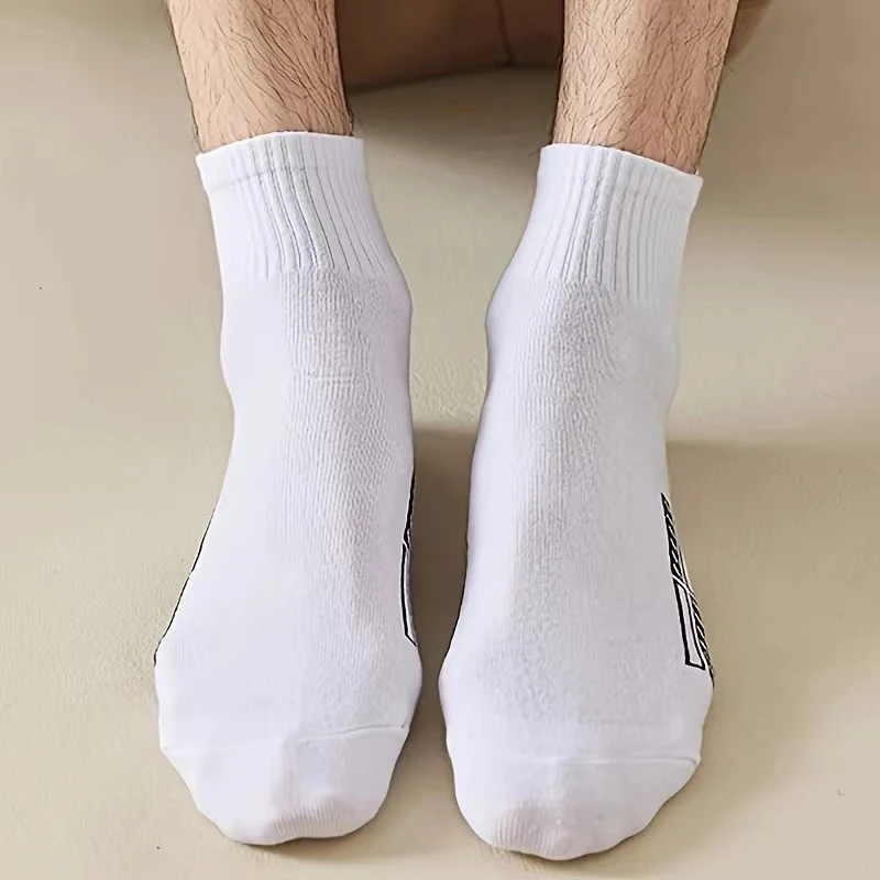 5 Pairs Men\'s Mid Sleeve Breathable Sports Trend Ear Lifting Casual Men\'s Socks Spring And Autumn Versatile Socks EU Size38-44