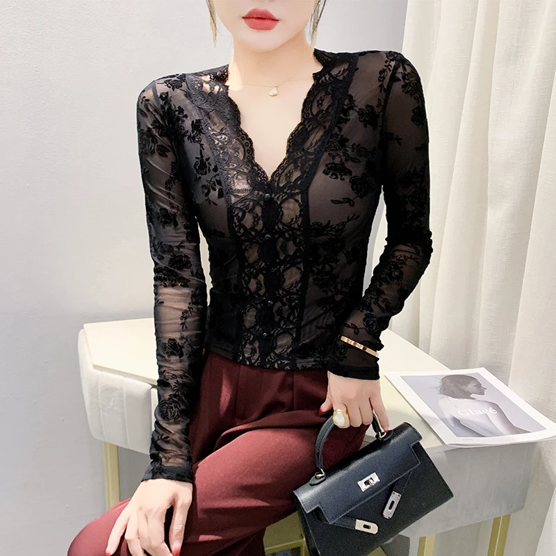 فستان شتوي نسائي مبطن بقاعدة دانتيل مطلي، تصميم مثير بياقة V، ضيق ودافئ بأكمام طويلة، أزياء كورية عصرية