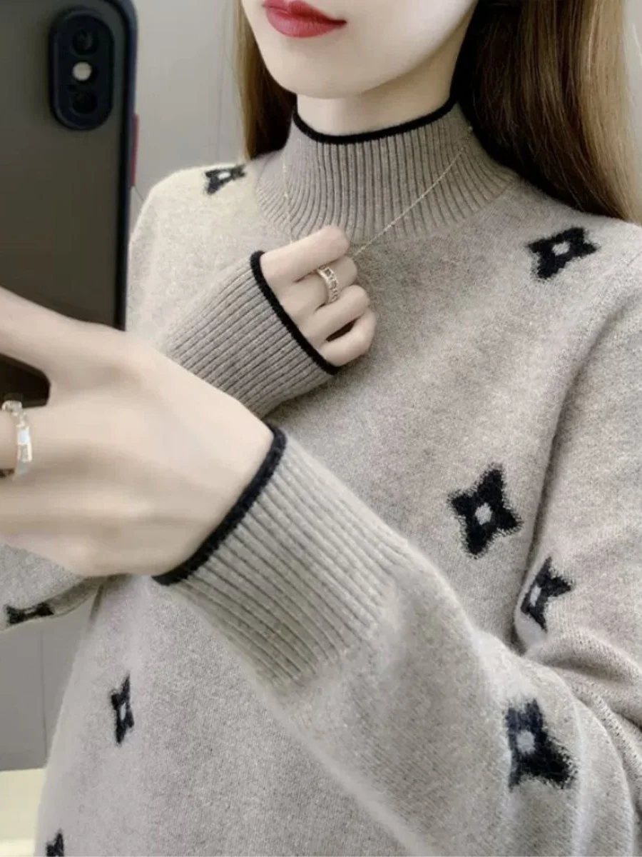ladies'-fashionable-loose-knitwear-half-high-collar-tassel-design-two-piece-set-inner-wear-autumn-winter-new-arrival