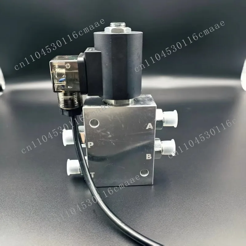 12V 24V Quick Connector Solenoid Valve for Excavator Construction Machinery Parts Quick Change Solenoid Valve 12-24V