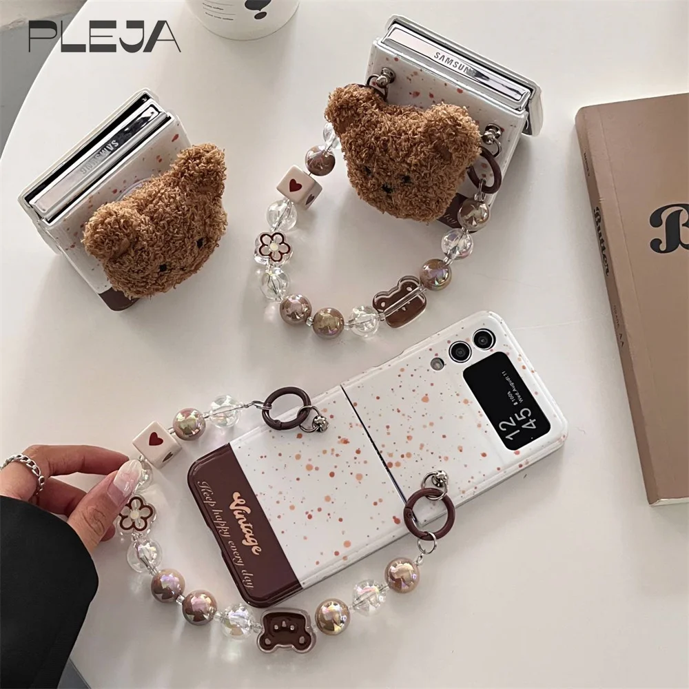 Cute Plush Bear Bracket ＆ Bracelet Chain Case For Samsung Galaxy Z Flip 5 4 3 5G Lovley Phone Cover for Z Flip3 Flip4 Flip5 Capa