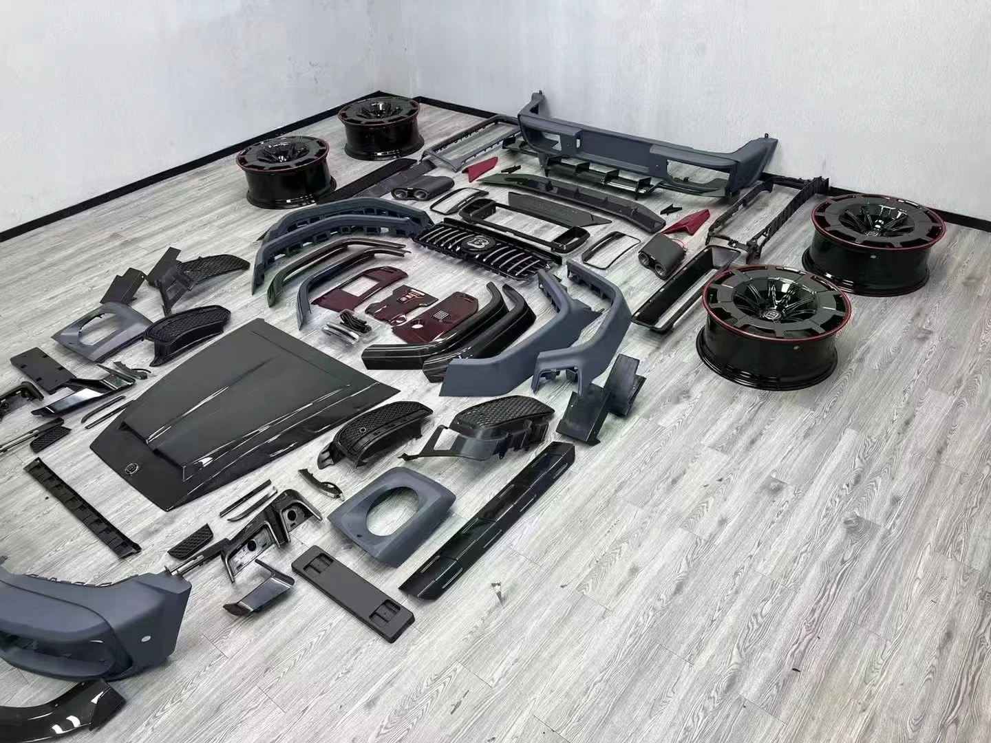 High-end Body Kit CustomizationFor G63/G500 W464 Upgrade G900 Full Body Kit - Carbon FiberPremium Customized Body Kits