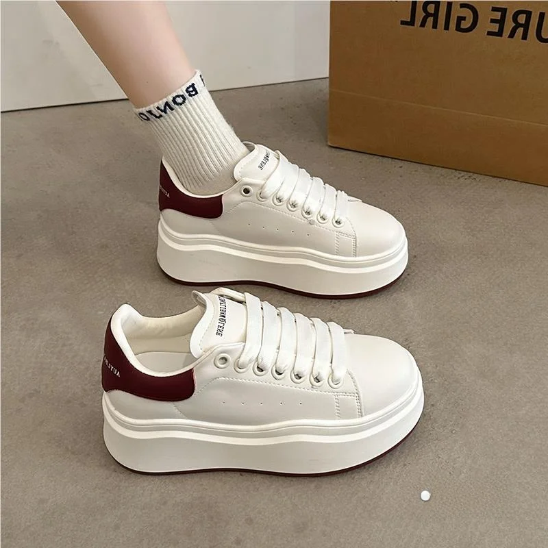 Elevated Comfort Women's Sport Shoes Spring Summer 2024 Trendy Thick Bottom Casual Sneakers Versatile Flat Heel Star Pattern