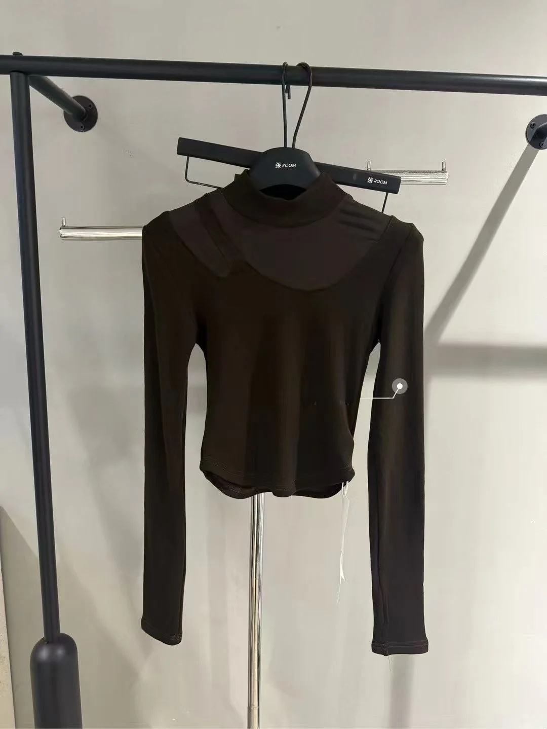 Korean Sle Fce Lined Me Splice f High Collar Long Sve T irt Women Slim Pad oulder ort Length Top Women