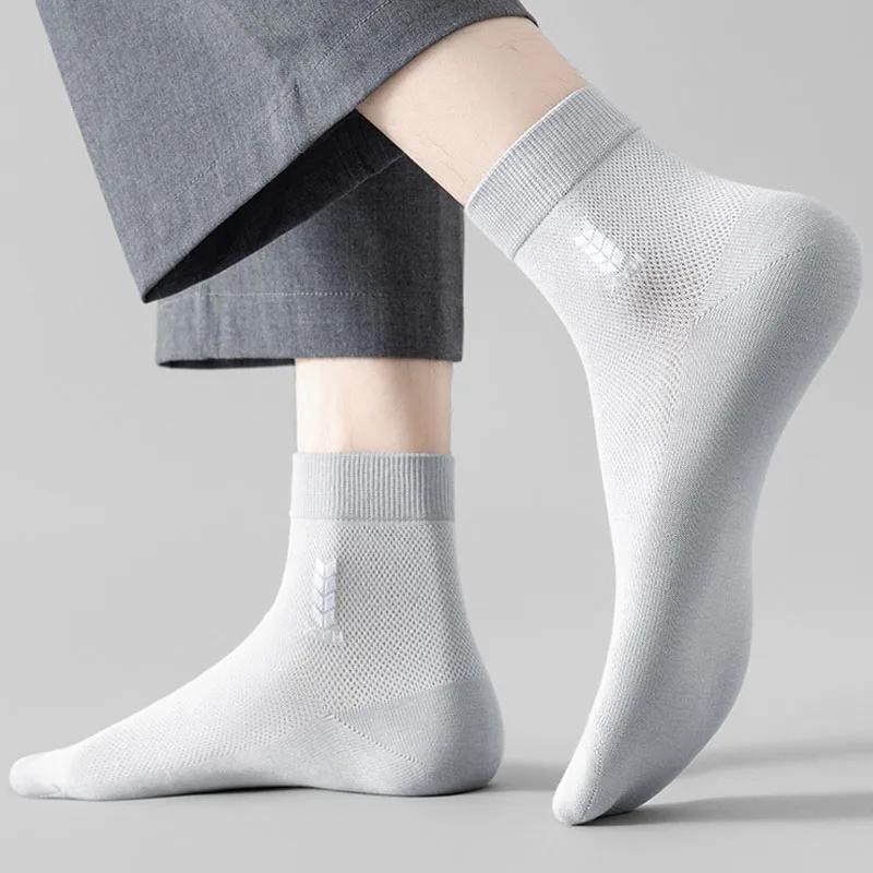 Dreamlikelin 5 Pairs New Men's Casual Socks Spring Summer Simple Thin Breathable Sweat-Absorbent Outdoor Middle Tube Socks