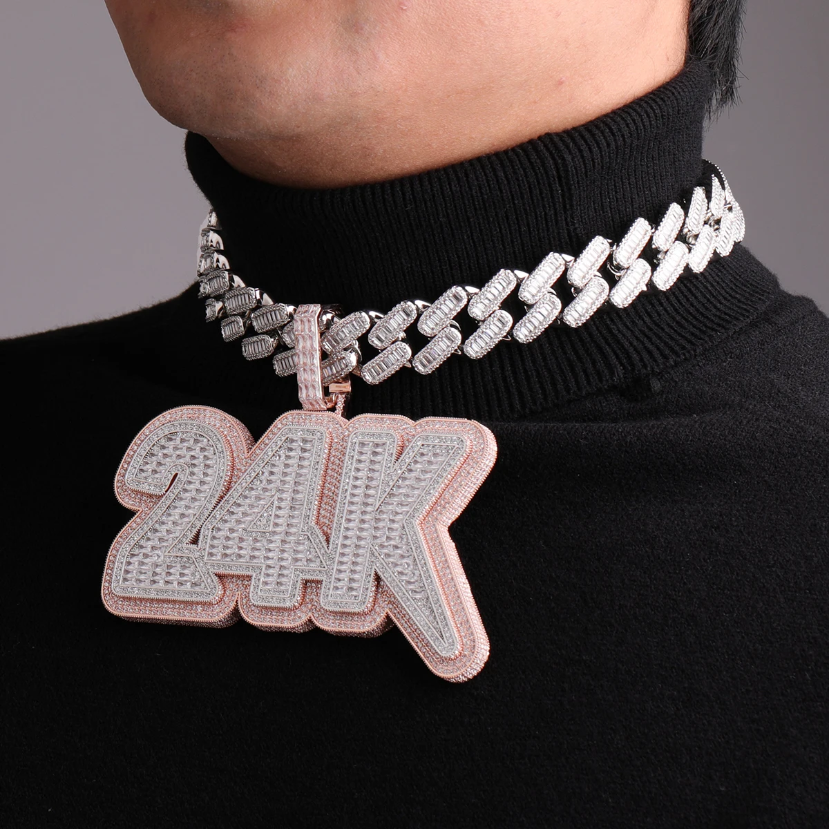 Collana con nome personalizzato con lettera a bolle ciondolo con numero ghiacciato per uomo Big Baguette Hip Hop Rock Rapper Jewelry