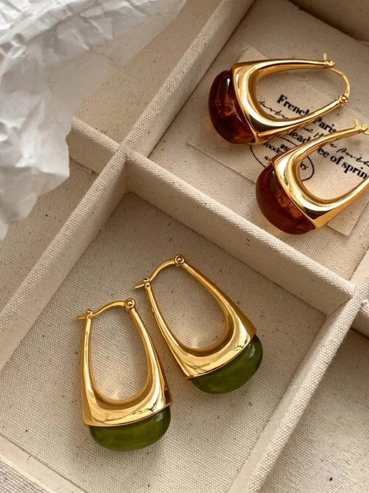 

Retro Amber Long U-aped Resin Earrings Exaggerated Personali Simple Design Trendy ular Jewelry Faionable Women's Acc...