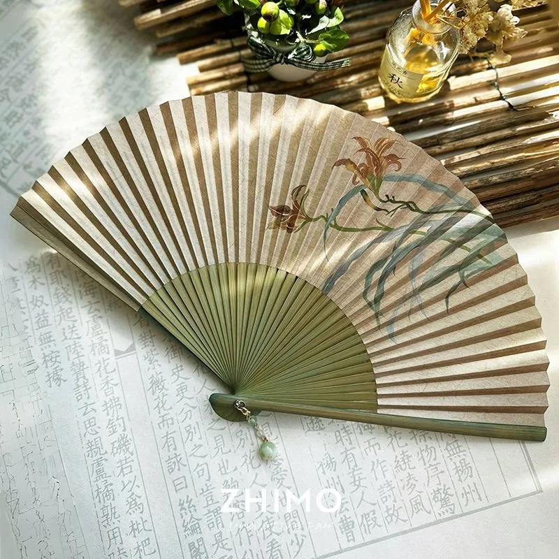 Antique Chinese Style Women Paper Wearing Fan Classical Hanfu Carrying Antique Style Fan Grass Pattern Folding Decor Fan ZJ117