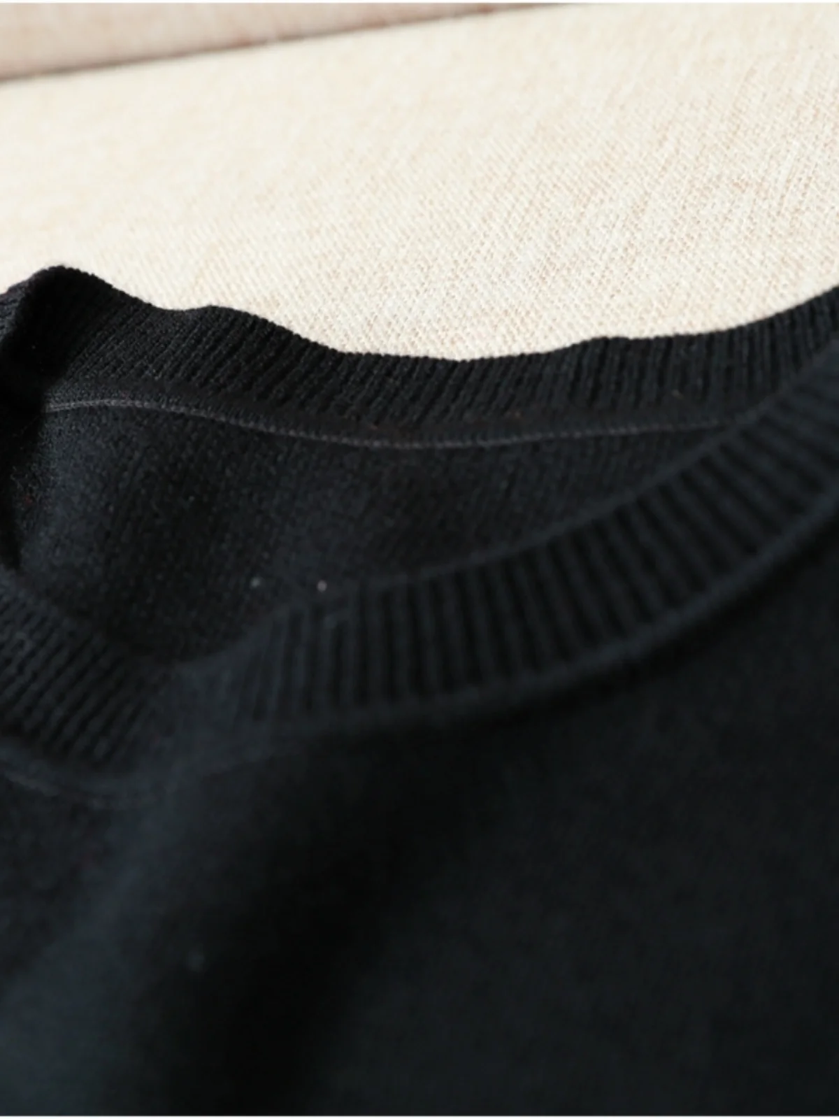 H-시리즈 여성 니트웨어 울 블렌드 컬러 블록 베이스 레이어 스웨터 다용도 레이어링 캐시미어 울 버튼 라운드 넥 풀오버