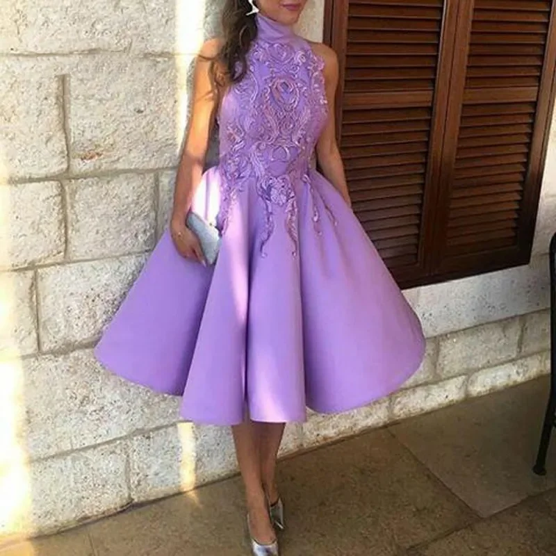 

Light Purple High Neck Homecoming Dresses Sleeveless Lace Satin Tea-length Short Party Prom Gown Appliques Customized