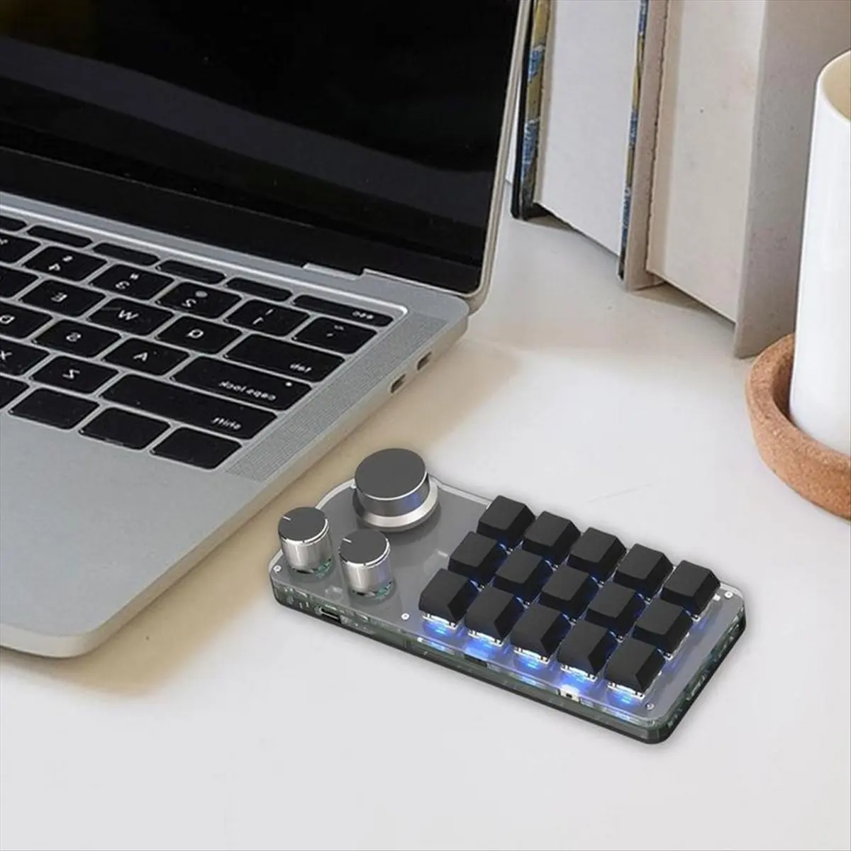 Hot Sale Portable Keyboard, Programmable Keyboard 15-Key Keyboard RGB Hot-Swappable Keyboard Suitable for Different PC Systems,B