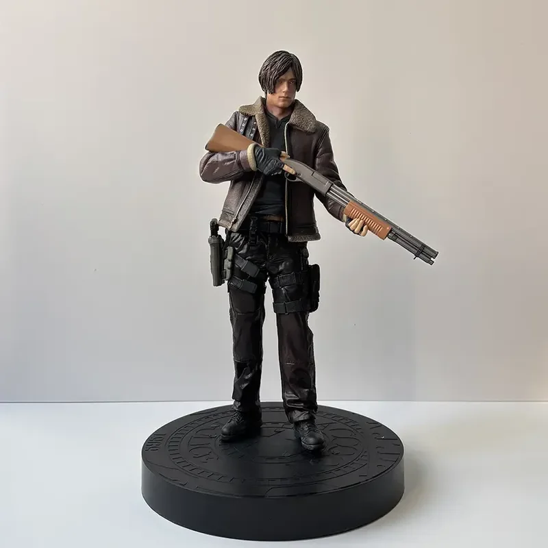 

Resident Evil Leon S. Kennedy Кожаная фигурка Леона Аниме Коллекция для мальчиков Фигурки Кукла Украшение стола Статуя из ПВХ Игрушки Подарок