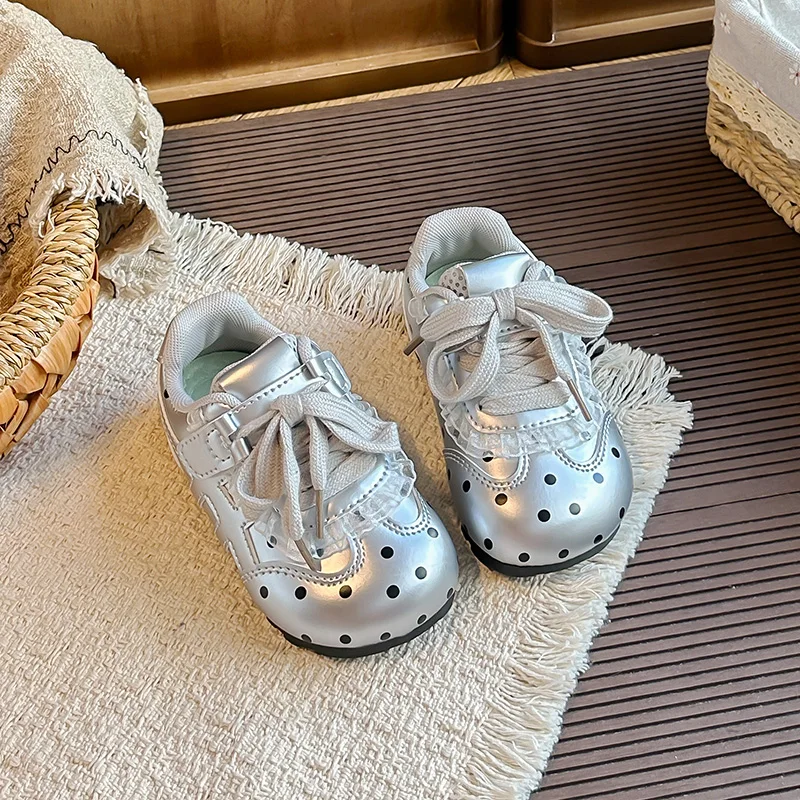 Toddler Girls Polka Dot Casual Sneakers Lace Decor Hook And Loop Non‑slip Lightweight Walking Shoes For Daily Outdoor Play