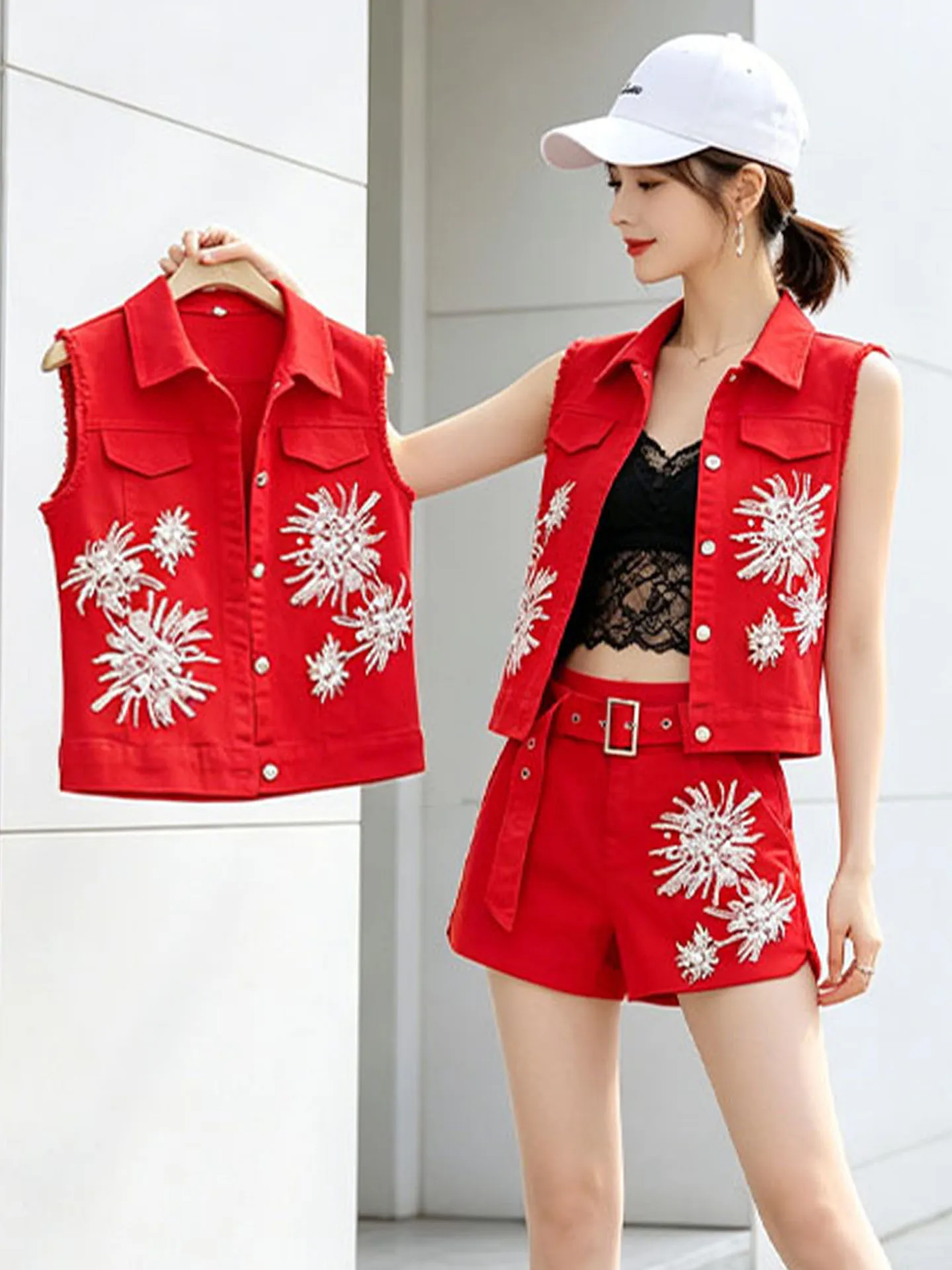 

Fashionable Glitter Embroidered Denim Vest Shorts Set Women's Summer High Waist Short Length Breathable Cotton Blend Outfit