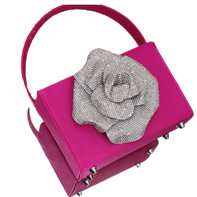petit-sac-carre-francais-style-xiaohongshu-avec-fleurs-en-diamant-rose-boite-cadeau-sac-a-main-retro-en-satin-avec-diamants-pour-femmes