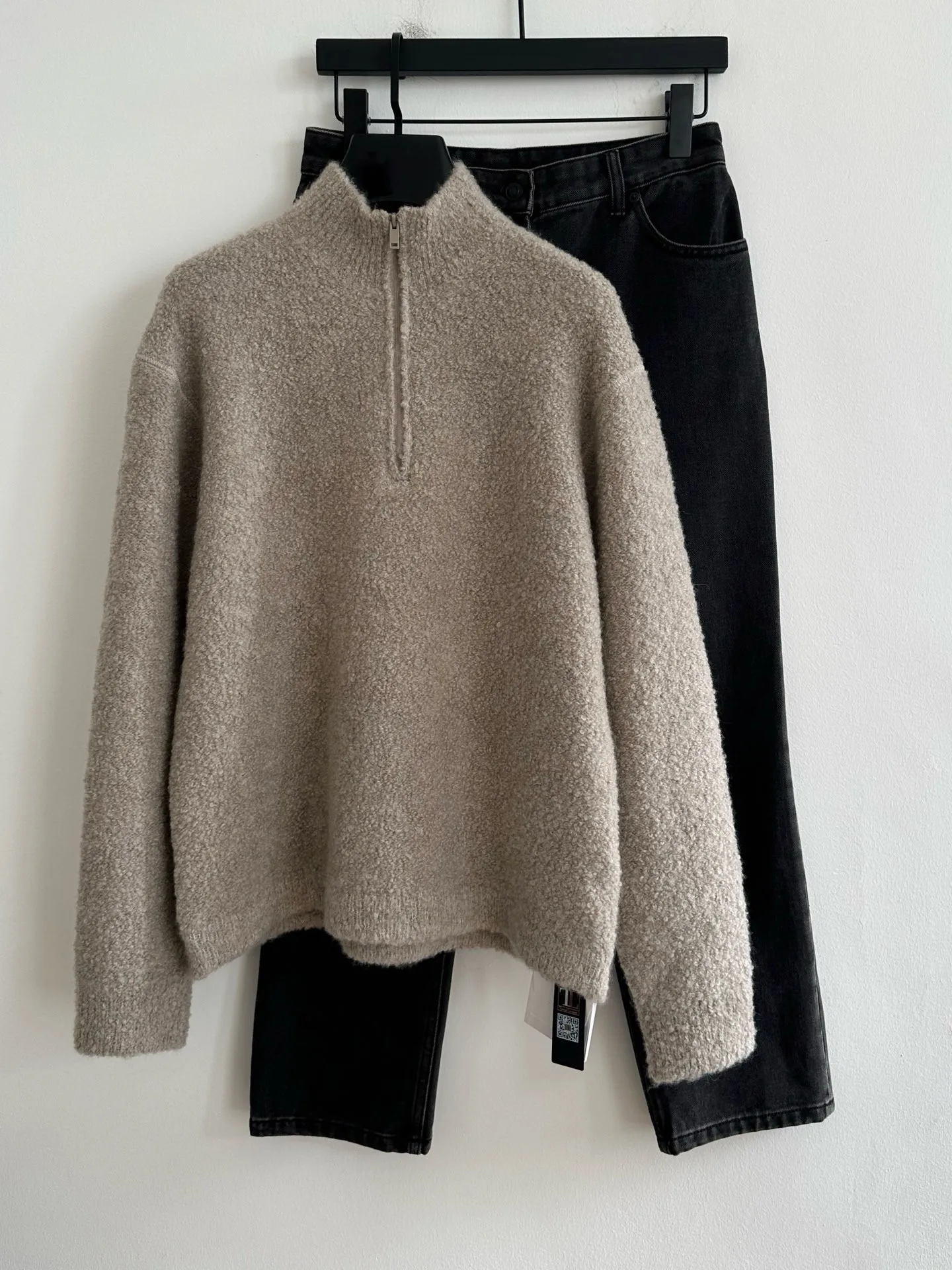 Niche-design Half-zip Mock-neck Pullover Sweater
