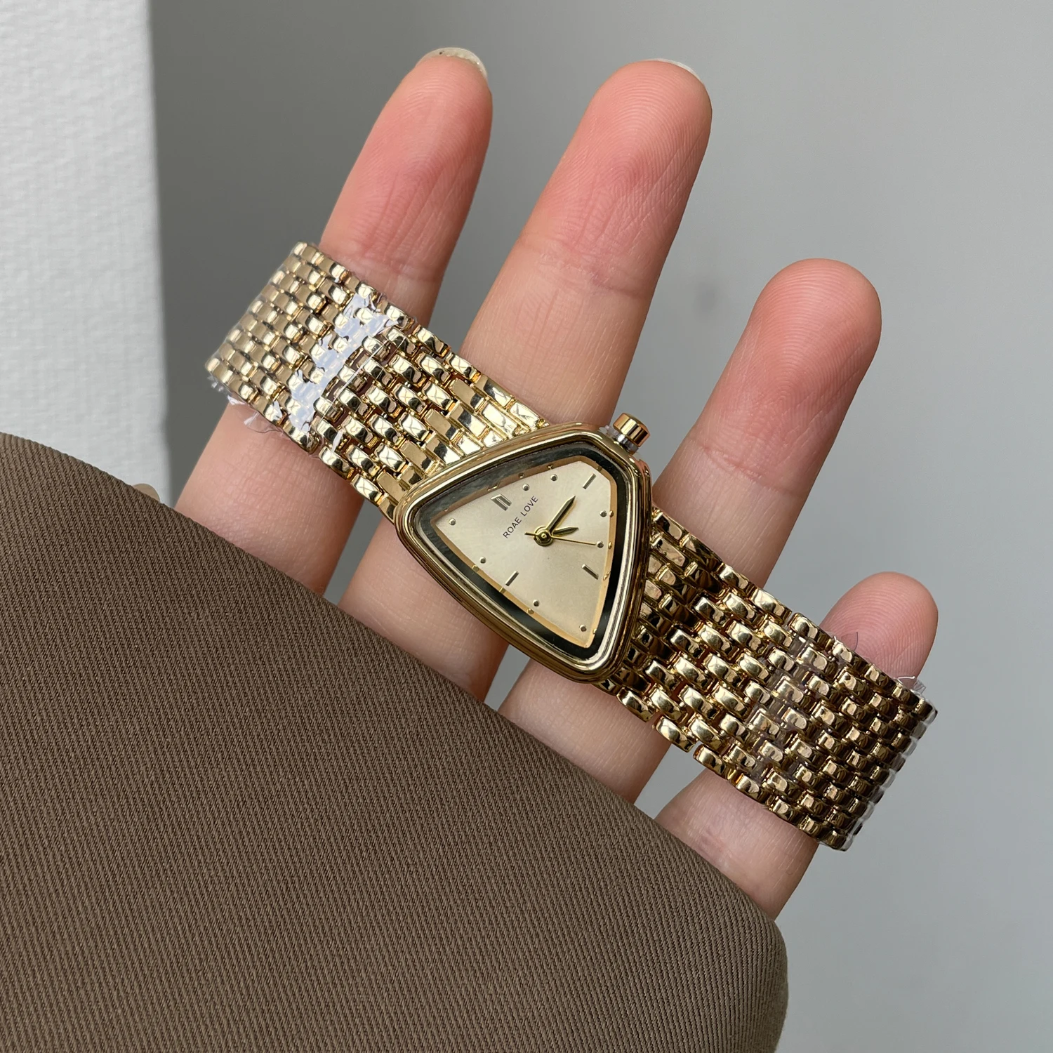 CILOA‑Women's Unique Triangle Dial Luxury Vintage Quartz Wrist Watch‑4727