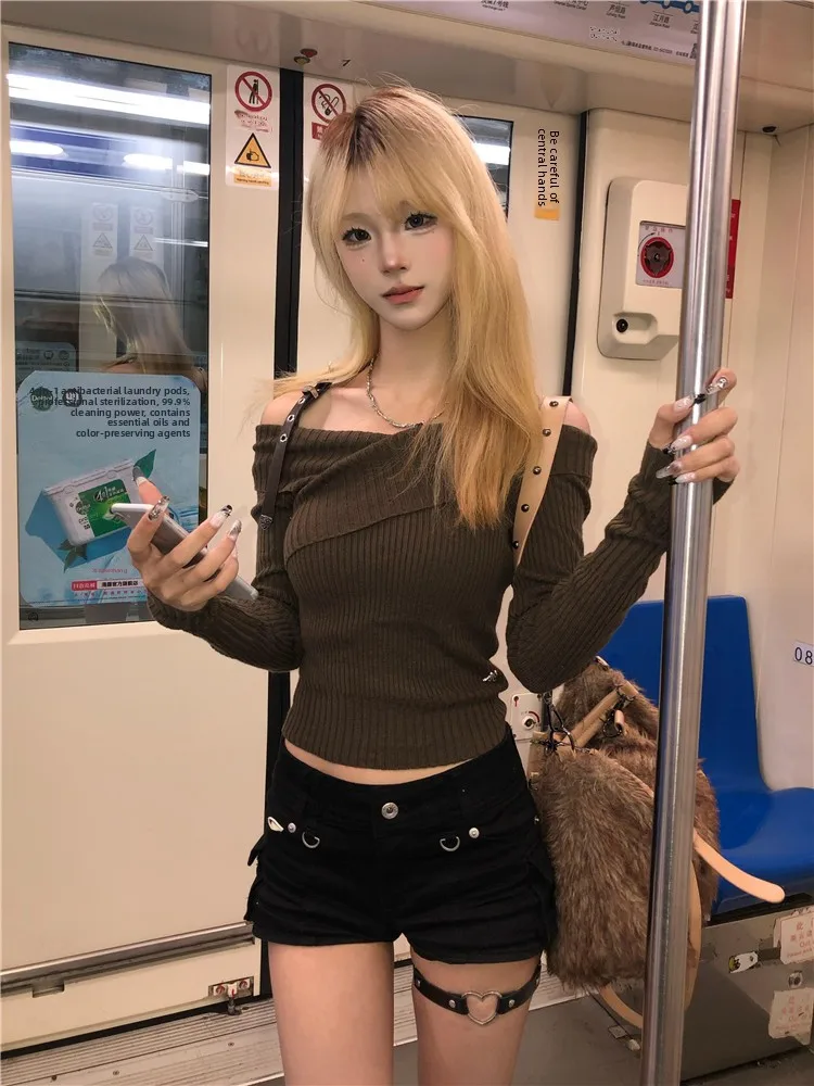 

Vintage Low-Waist Black Denim Shorts Women's Slimming Hot Pants Summer Fashionable Streetwear Short Shorts Tight Fit Jeans