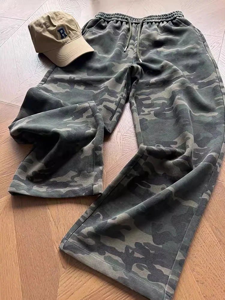 

Американские ретро камуфляжные спортивные штаны с изогнутыми ножками для мужчин и женщин, ранняя осень, тяжелые спортивные штаны, драпировка, расклешенные длинные брюки для уличных танцев...