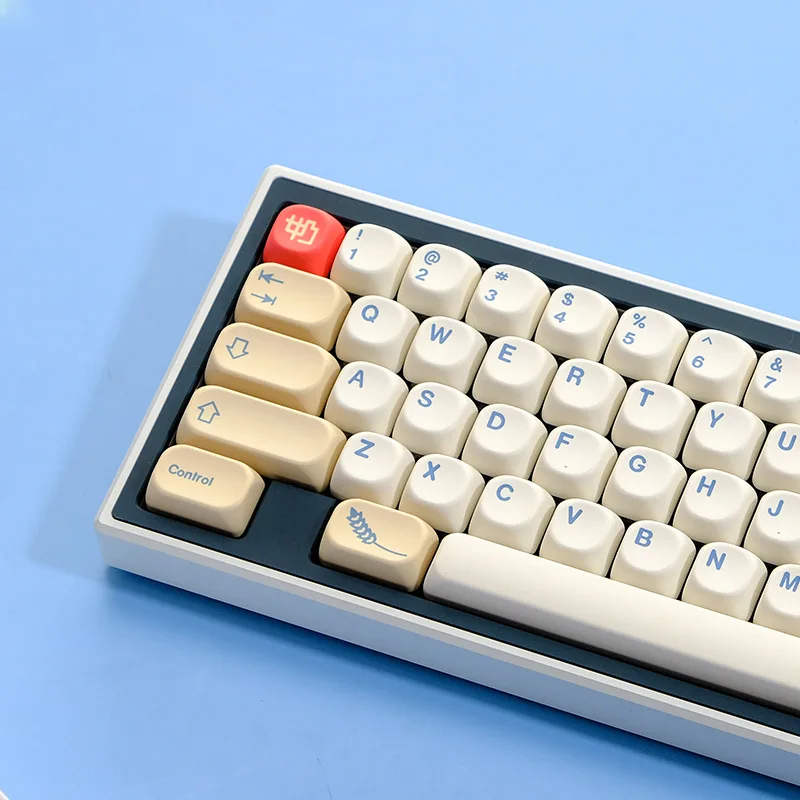 

Soy milk keycaps MOA\ KOA highly cute sublimation PBT keycaps 140 keys small full set boxed GMK cartoon style