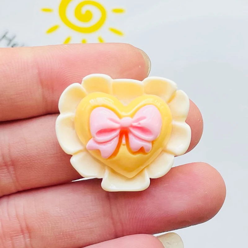 6 Pcs Cute Bright Cartoon Butterfly Junction Heart Shaped Cake Resin Scrapbook Diy Jewelry Wedding Hairpin Accessories A80