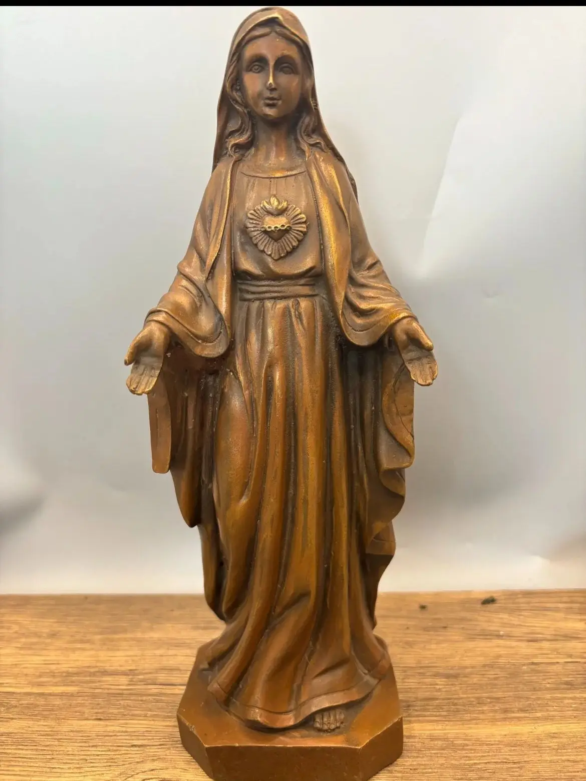 

Old collectibles Christianity Christian Catholicism bronze sculpture statue religious art Madonna Holy Virgin Mary copper statue