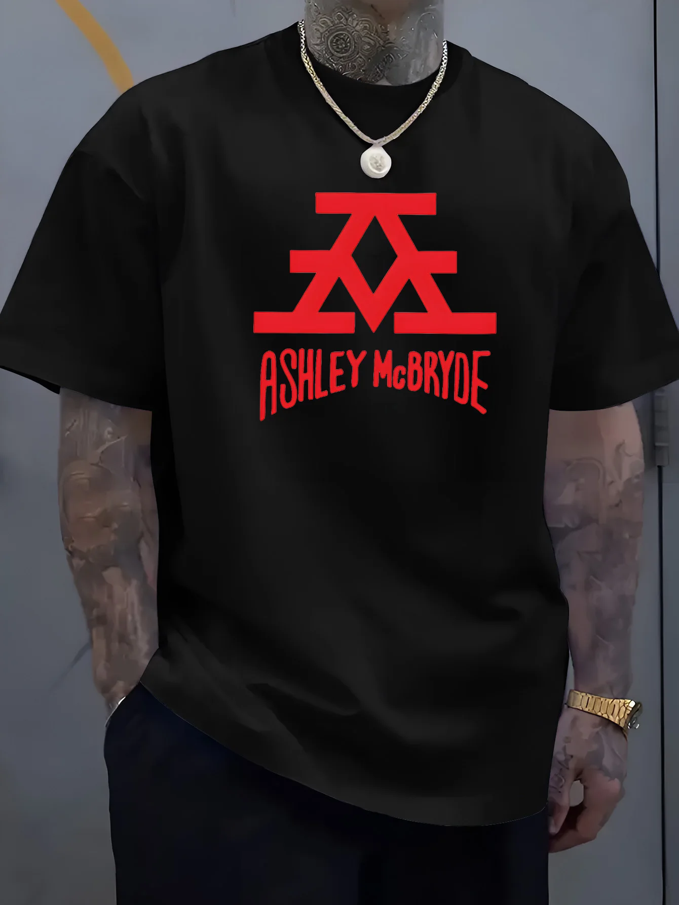 New Fashion Mens Black Basic Tee Classic Ashley Mcbryde Red Monogram Logo Country Singer Vintage Fan Light Round Neck Shirts
