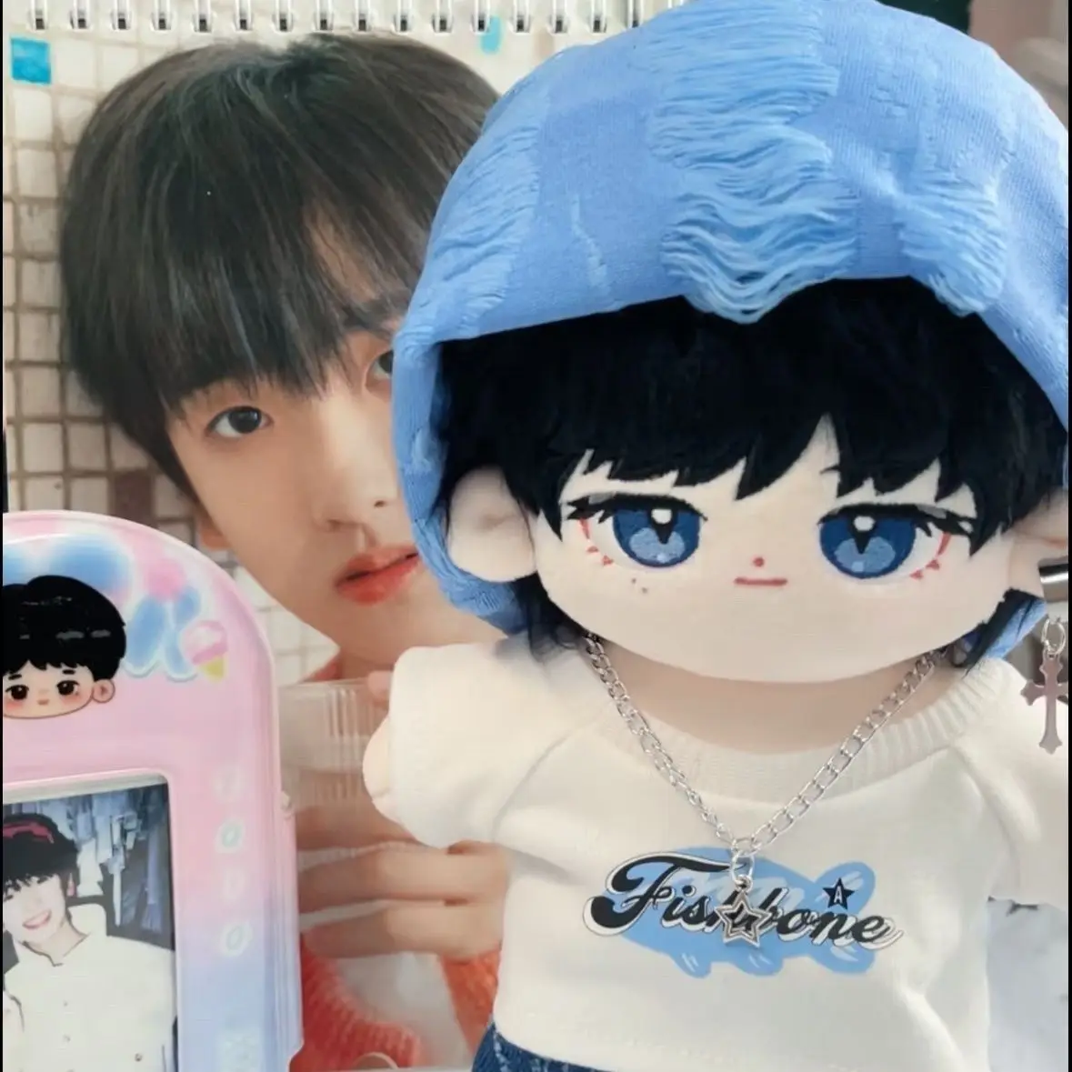 

Мягкая 20 см красивая мальчик Zuo Qihan косплей плюшевые куклы игрушки для коллекции фанатов или детей друзей идеальный подарок на день рождения