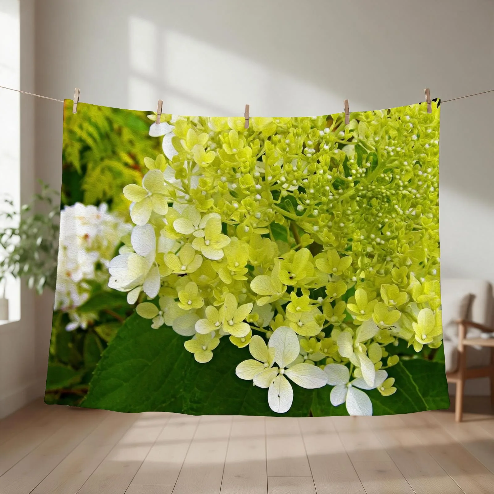 Elegant Chartreuse Green Limelight Hydrangea Macro Throw Blanket Hair funny gift Fashion Sofas Plaid Blankets