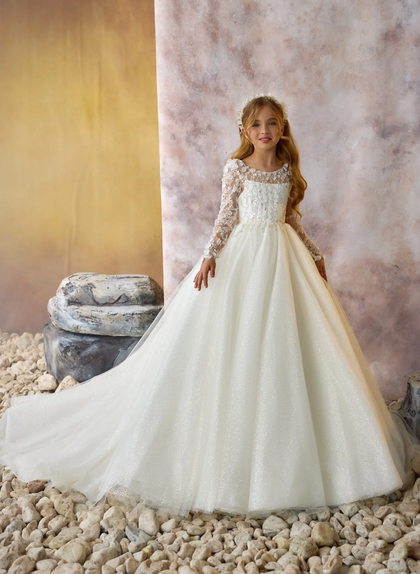 Long Sleeve Flower Girl Dresses For Wedding Beading Tulle Customized Ball Gown Baby First Communion Dresses