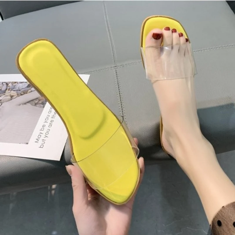 2024 NewSlippers for Women Outer Wear Summer New Fashion Solid Color Casual Flat-bottom Lazy Sandals Flip Flop Shoes Transparent