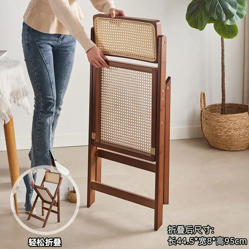 Klappbarer Esszimmerstuhl aus Rattan, Esszimmerstuhl mit lässiger Rückenlehne