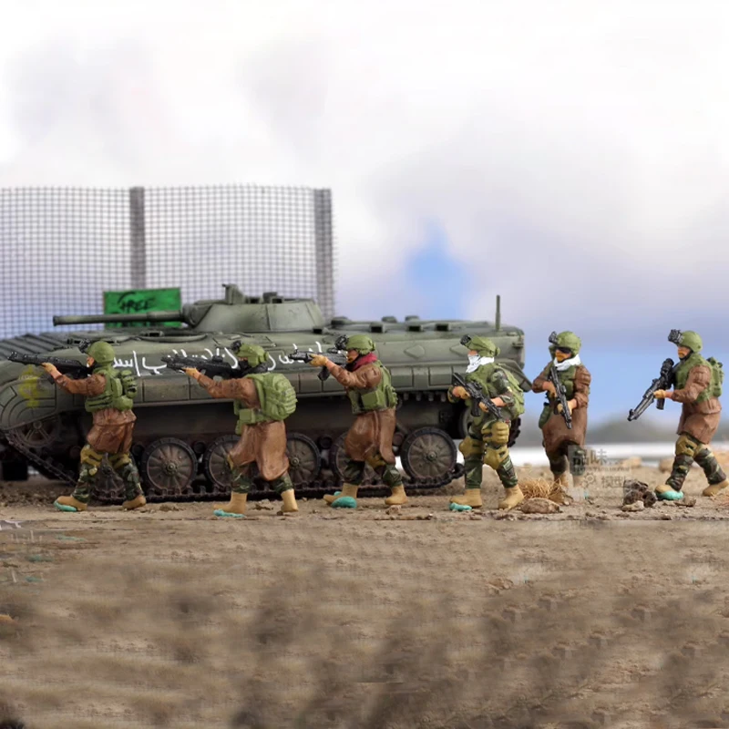 

Фигурки из смолы иранского спецназа в масштабе 1/72 (набор из 6 шт.) Подходит для моделей танков и вертолетов Коллекционные декоративные сцены