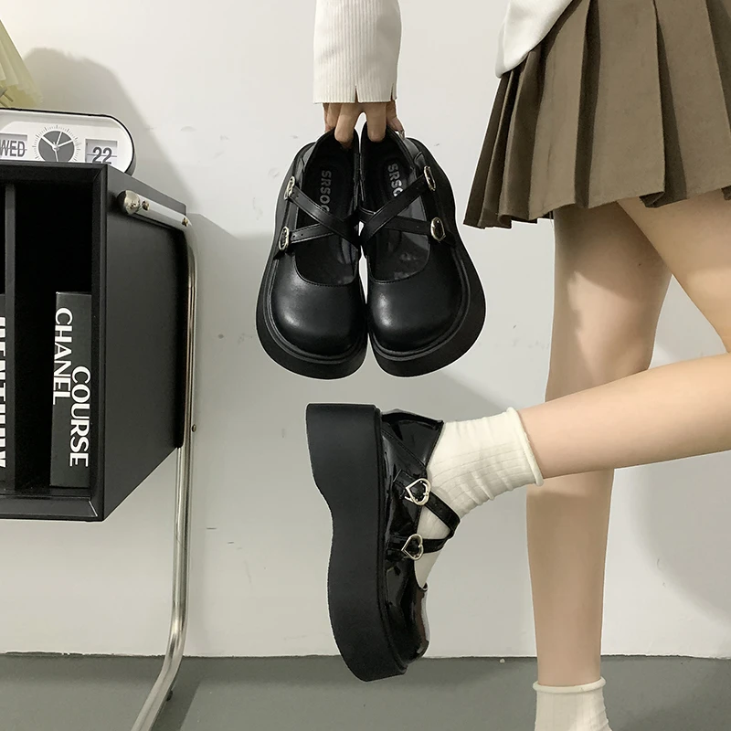 

Туфли женские на меху, лоферы, оксфорды в британском стиле, кожаная обувь в стиле ретро, клоги, платформа, без застежки, лето 2024