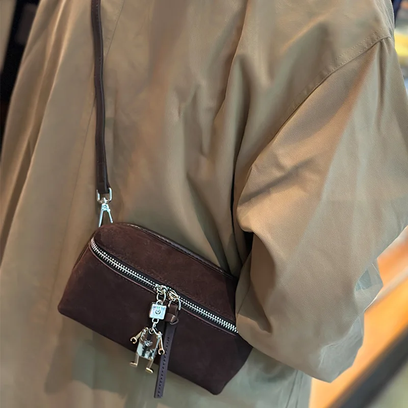 

Suede Tote Bag for Women 2025 New Designer Luxury Bag Fashion Versatile Vintage Shoulder Crossbody Bag Chic Commute Bags for