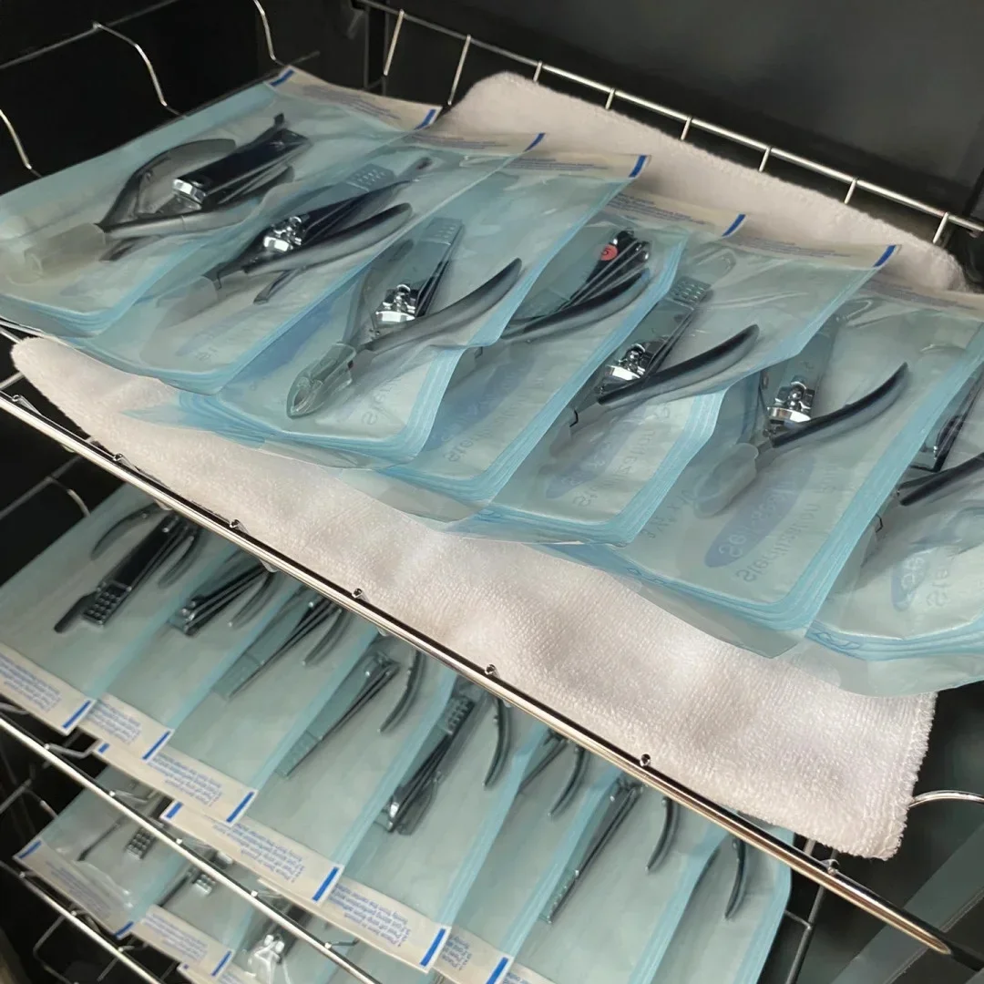 

20Pcs Disposable Nail Disinfectant Bag Manicure Sterilizer Cosmetics Crimper Nailart Tool Pouch Disinfection Machine Accessories