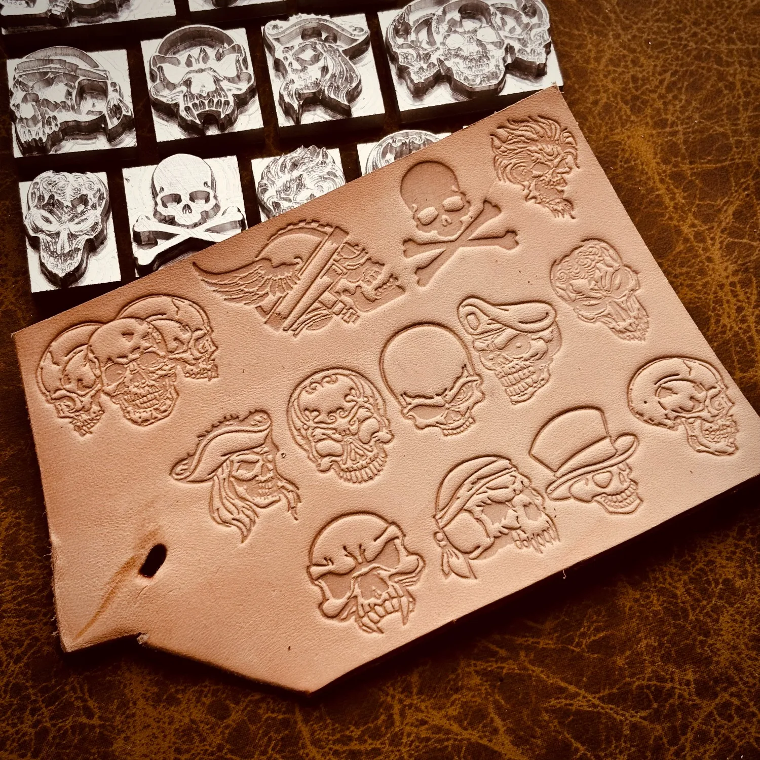 13pcs Skull Pattern Leather Stamp Set Skeleton Embossing Mold Hot Stamping Leather Craft Tool Carving Pressing Stamps