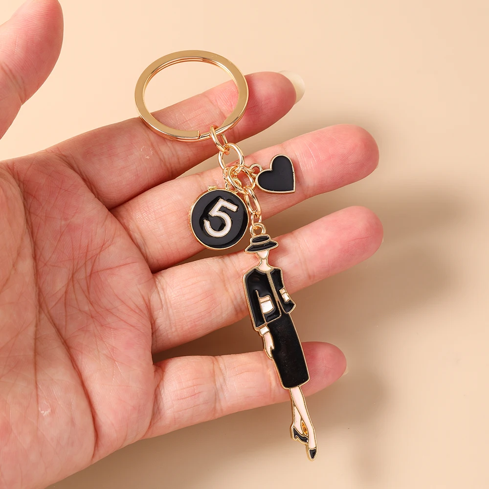 Aihua Modischer Eleganter Damen-Schlüsselanhänger, Emaille-Hut-Taschen-Schlüsselring für Mädchen, Tolles Geschenk, Rucksack-Taschenanhänger, Handgefertigter Schmuck – Detail 5