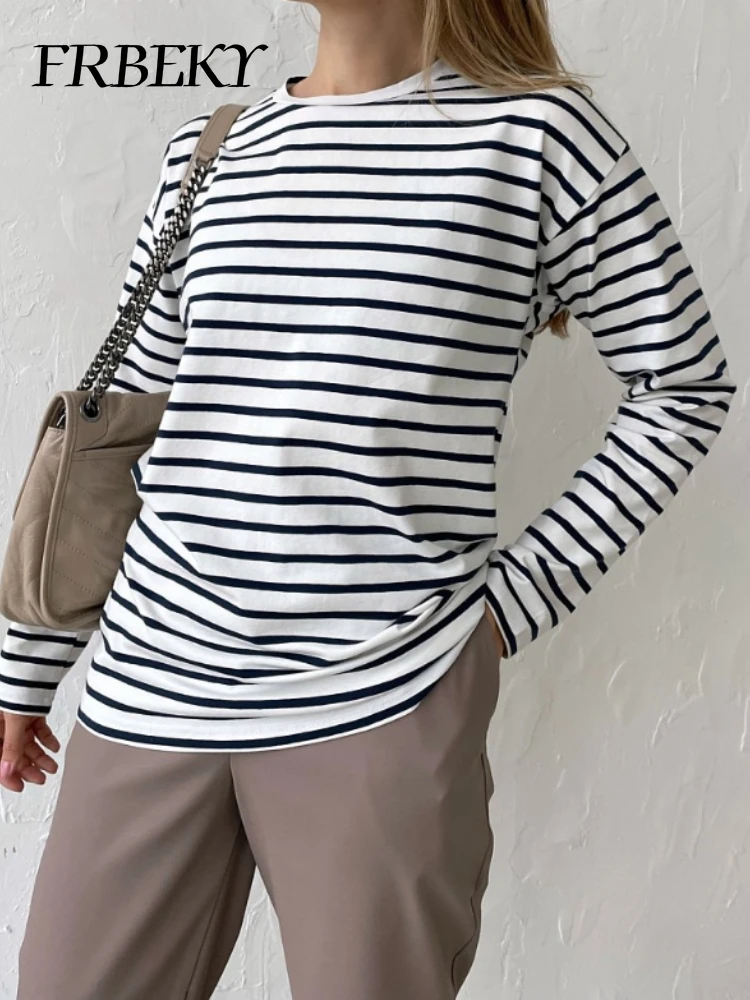 

Fashion Woman Blouse 2024 Autumn New Long Sleeved Striped T-shirt Casual Round Neck Top Loose Cotton Shirt Harajuku Top Women