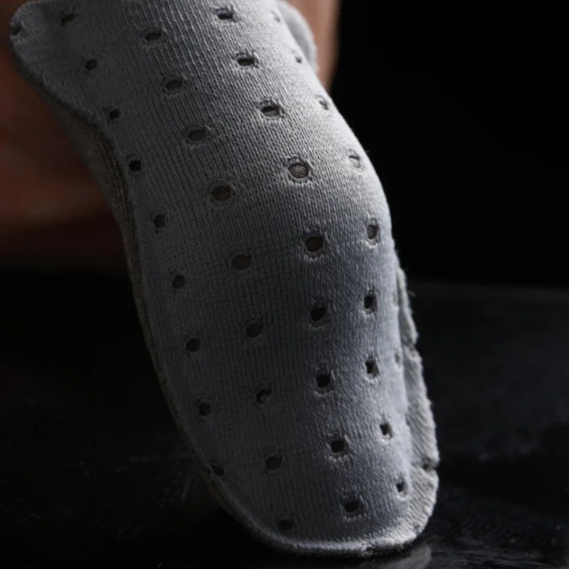 2024 Finger Sleeve Gaming Controller for PUBG Mobile Game Finger Covers Breathable Anti Sweat Skid Screen Fingertip Gloves Cover
