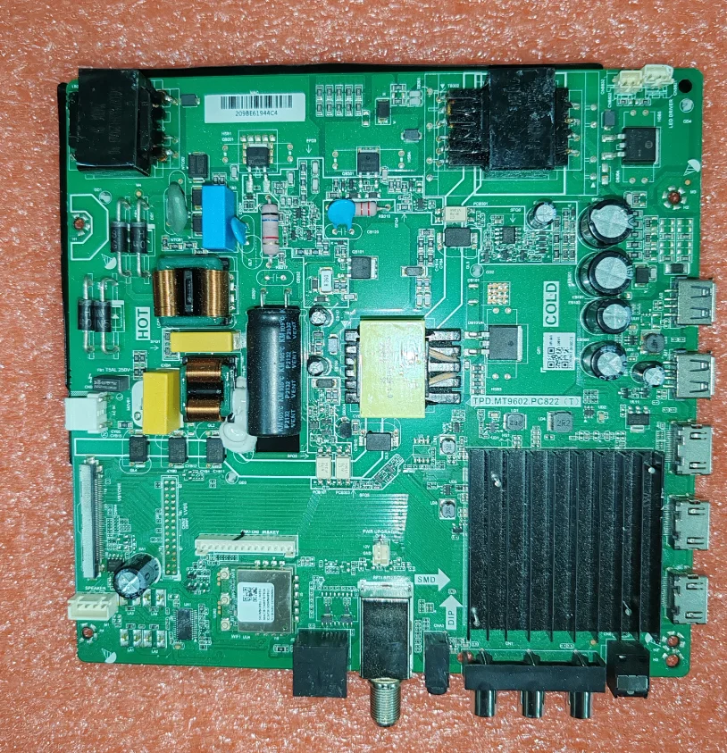 

TPD.MT9602.PC822(T) 4K WiFi network three in one TV motherboard, physical photo, tested for 140v--160v 108w