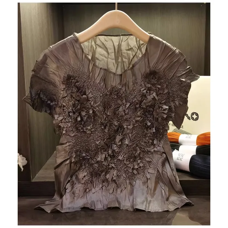 NOVEDAD DE VERANO 2025, camiseta plisada hecha a mano elástica fina de manga corta Miyake, ropa elástica versátil a la moda para mujer
