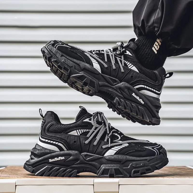 أحذية للأب بتصميم جديد لعام 2025 - عصرية وعصرية ونعل سميك منخفض مريح للرياضة والترفيه متعدد الوظائف قابل للتنفس