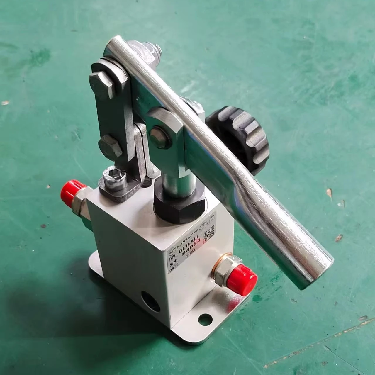 

HANSA-TMP Double Acting Piston Hydraulic Hand Pump GL35 GL40