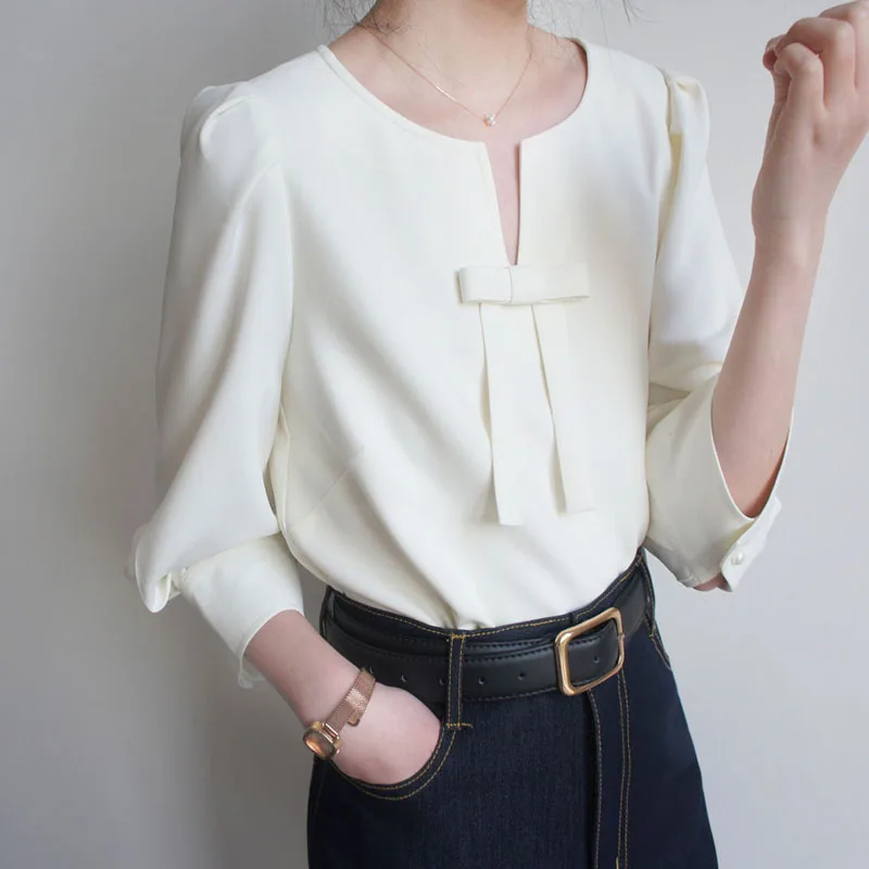 New Spring Fashion Trend Korean Edition Solid Color V-Neck Bow Pullover Loose and Versatile Slimming Long Sleeved Women's Shirt