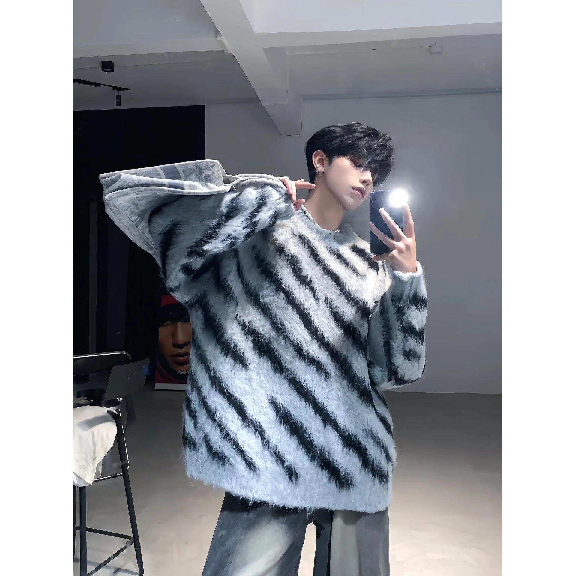 

Мужской свитер с круглым вырезом на осень-зиму, модный повседневный ретро-стиль, молодежный трикотаж из полиэстера с длинными рукавами